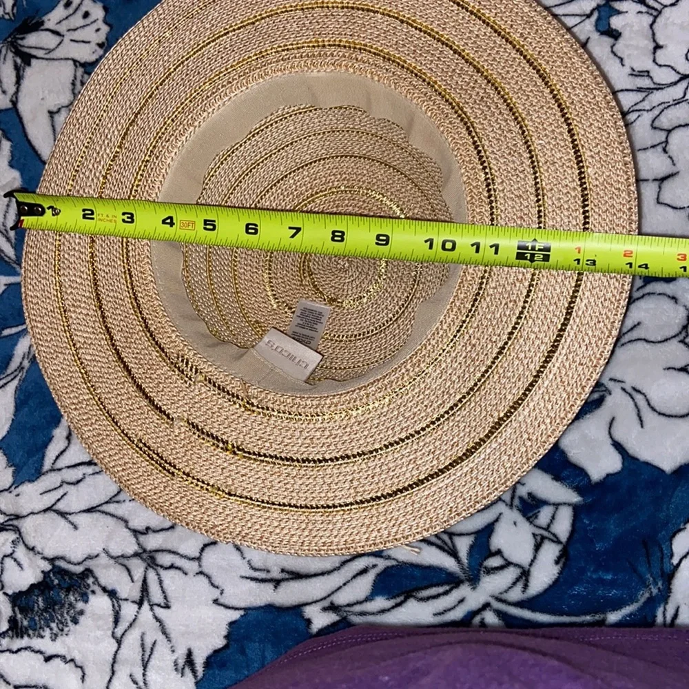 Hat, Chico’s - Picture 7 of 7